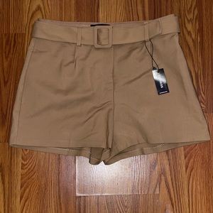 EXPRESS - High-waisted Short w/ Belt.